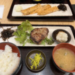 アウトレットでショッピングの前に腹拵え、炙りの幸