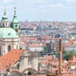 【チェコ・オーストリア新婚旅行②】プラハ街歩き完全攻略！穴場カフェ・ミュシャ美術館とプラハ城下りルート（3日目）